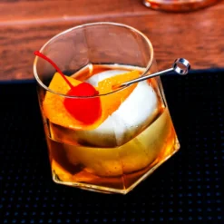 Hot Sale ⌛ BarMan BarConic® Diamond Shape Rocks Glass -10 Ounce - (Quantity Options) 🤩 -Barman Sales Store BarConic 10oz Diamond Shape Rocks Glass clean scene2 700x700