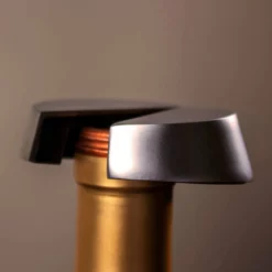 Best Sale 💯 BarMan Round Foil Cutter - Stainless Steel 🛒 6 Best Sale 💯 BarMan Round Foil Cutter - Stainless Steel 🛒 -Barman Sales Store foil cutter scene2 700x700